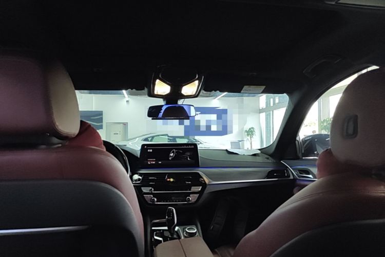 Used BMW 5 Series 2022 Restyled 530Li Leading Edition M Sport Package Headliner