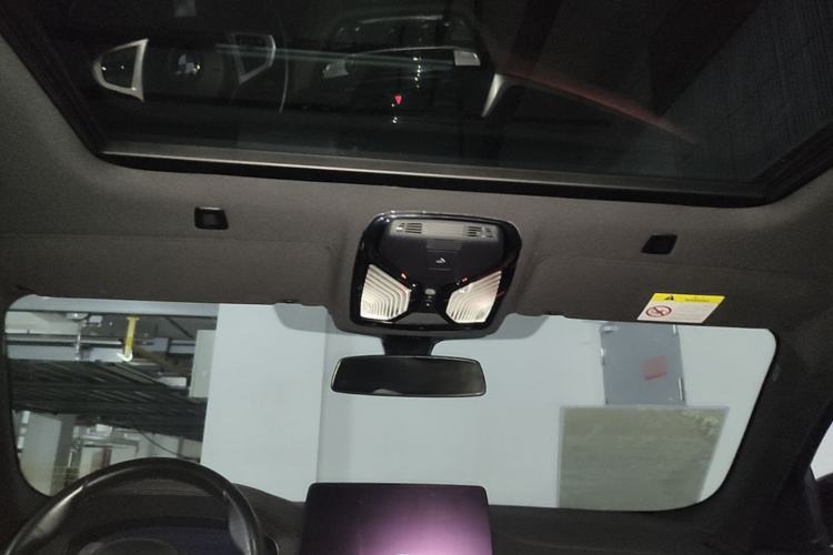 Used BMW 5 Series 2022 Second Facelift 525i M Sport Package Headliner