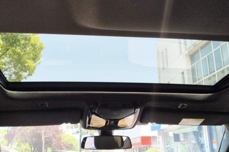 Used BMW 5 Series 2022 Second Facelift 525Li M Sport Package Headliner