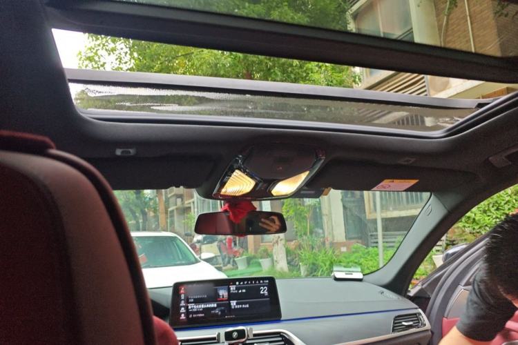 Used BMW 5 Series 2022 530Li Luxury Edition Premium Package Headliner