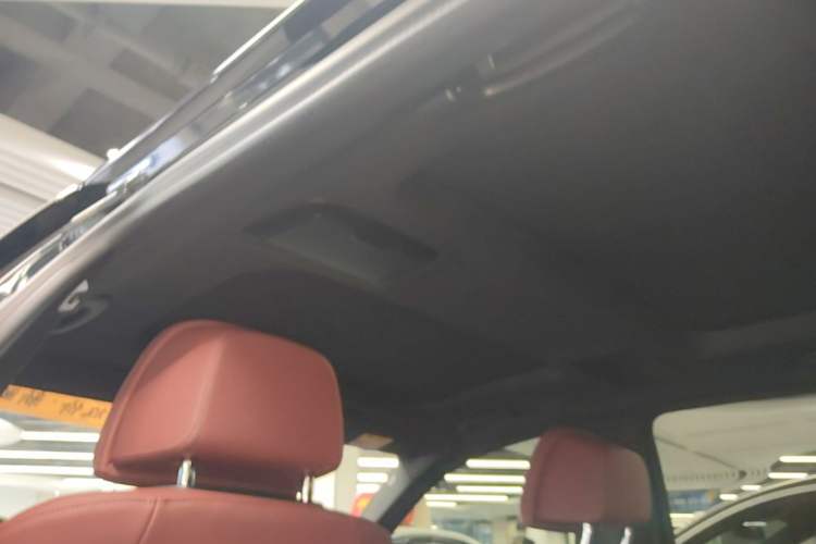 Used BMW 5 Series 2022 Revised Version 3 530Li Luxury Edition M Sport Package Headliner