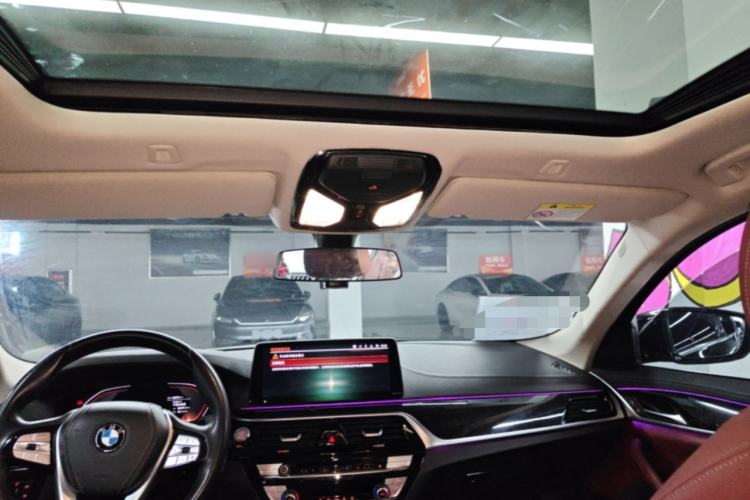 Used BMW 5 Series 2022 Second Facelift 525Li Luxury Package Headliner