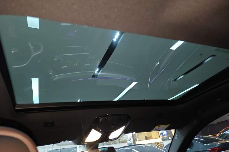 Used BMW 5 Series 2022 Restyled 540i Luxury Edition M Sport Package Headliner