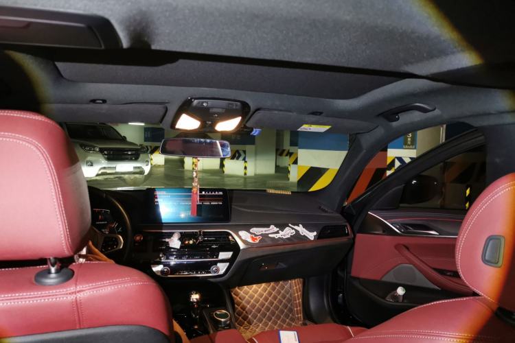 Used BMW 5 Series 2022 Second Facelift 530Li Leading Edition M Sport Package Headliner