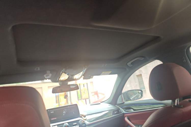 Used BMW 5 Series 2022 525Li M Sport Package Headliner