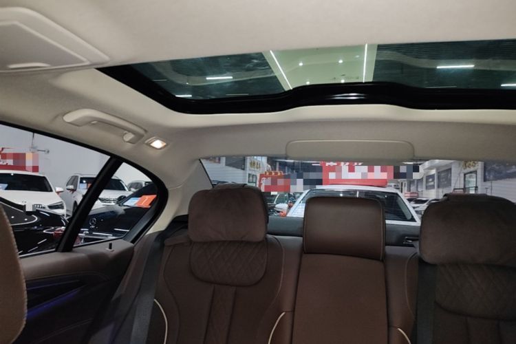 Used BMW 5 Series 2022 Second Facelift 530Li Leading Edition Luxury Package Headliner