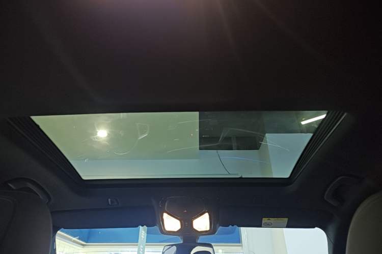 Used BMW 5 Series 2022 Restyled 525Li M Sport Package Headliner