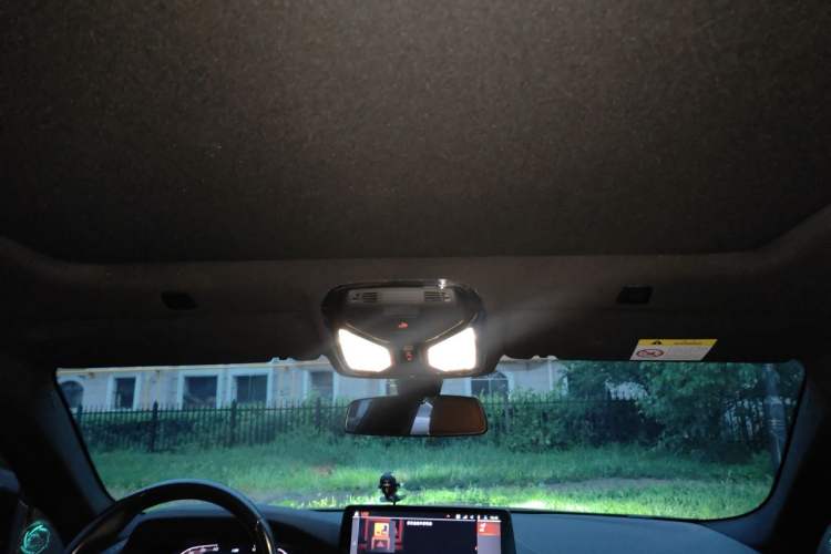 Used BMW 5 Series 2022 Second Facelift 525i M Sport Package Headliner