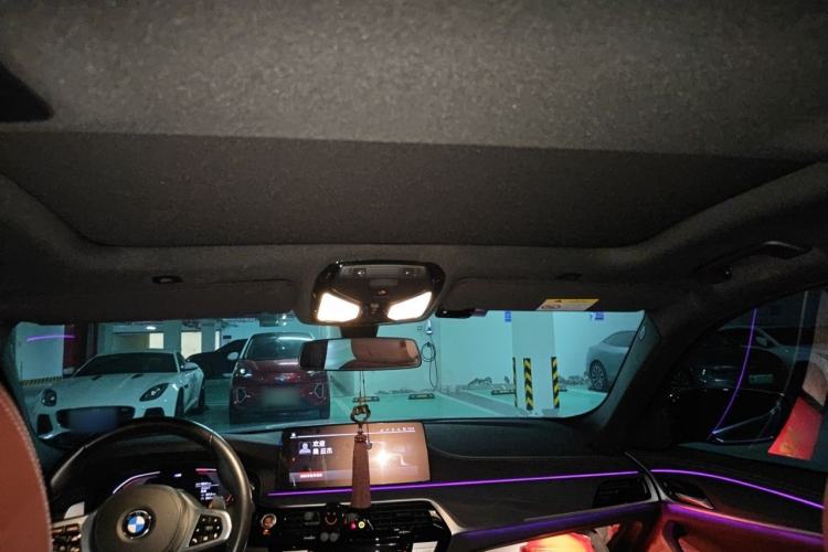 Used BMW 5 Series 2022 Restyled 530Li Leading Edition M Sport Package Headliner