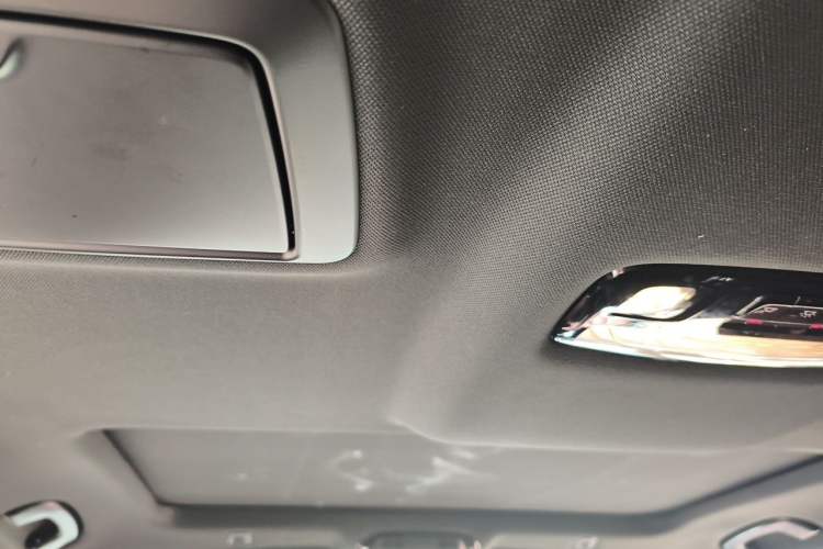 Used BMW 5 Series 2022 525Li M Sport Package Headliner