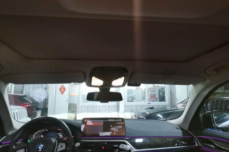 Used BMW 5 Series 2022 Restyled 525Li Luxury Package Headliner