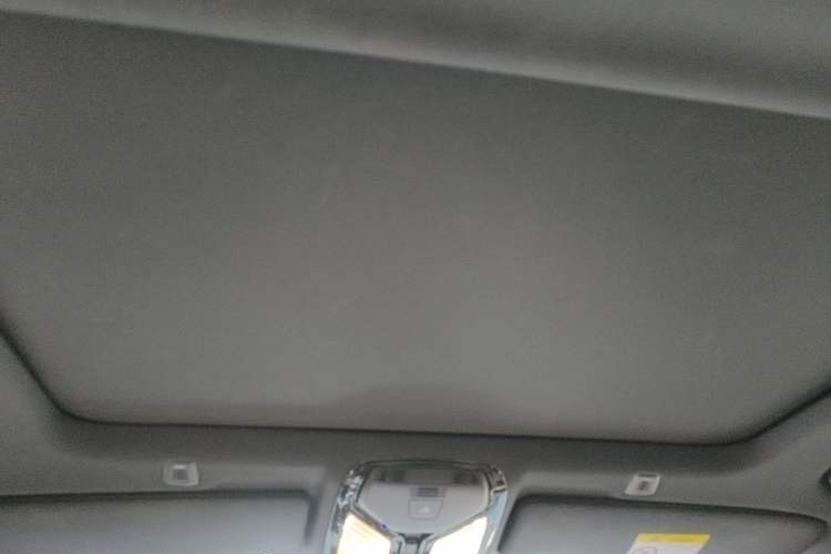 Used BMW 5 Series 2022 Second Facelift 525i M Sport Package Headliner