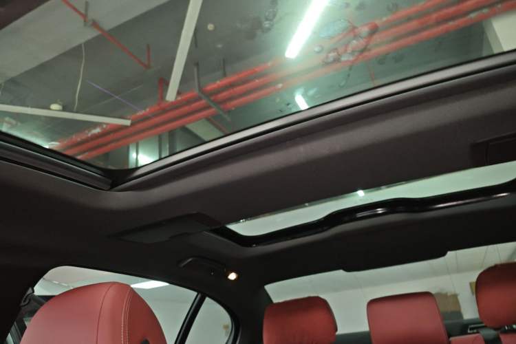 Used BMW 5 Series 2022 Restyled 530Li Leading Edition M Sport Package Headliner