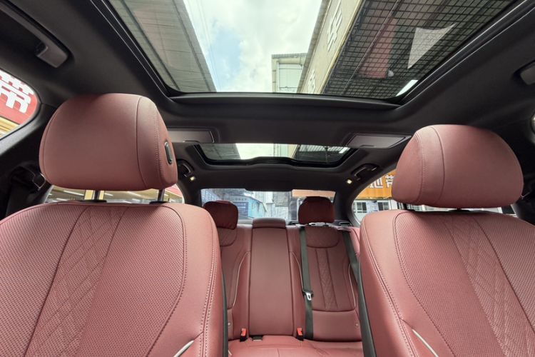 Used BMW 5 Series 2022 530Li Leading Model M Sport Package Headliner