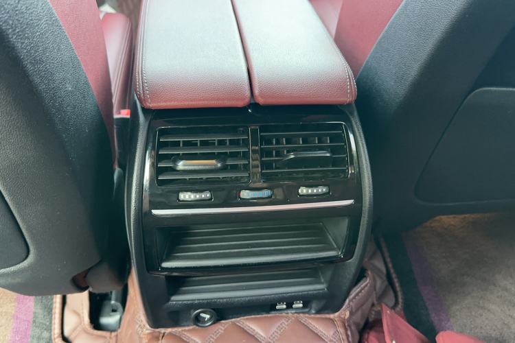 Used BMW 5 Series 2022 Revised Version 530Li xDrive M Sport Package Interior 1