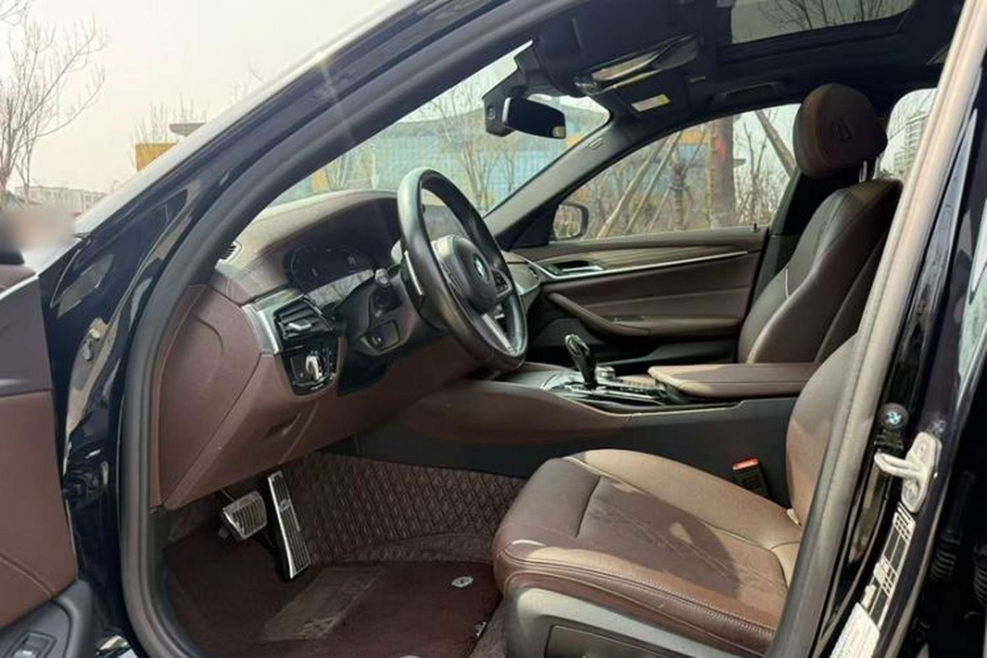 Used BMW 5 Series 2022 Restyled 530Li Leading Edition M Sport Package Interior 1