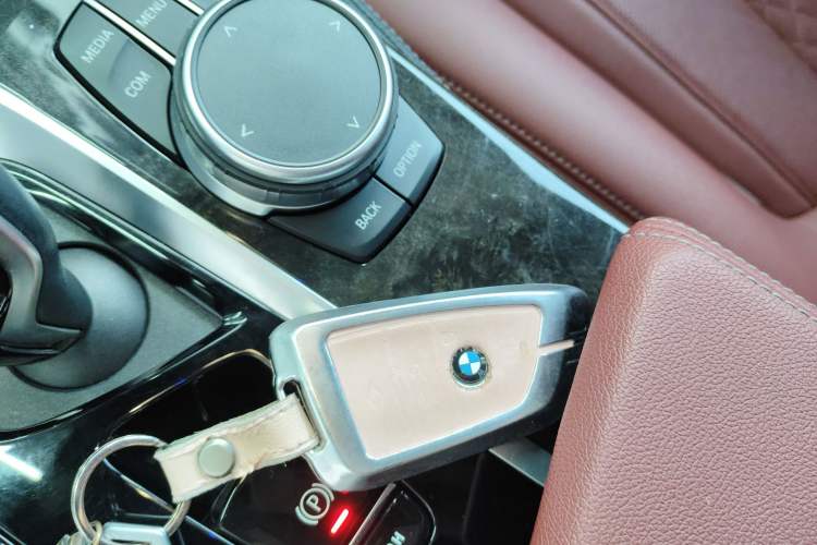 Used BMW 5 Series 2022 Restyled 525Li M Sport Package Interior 1