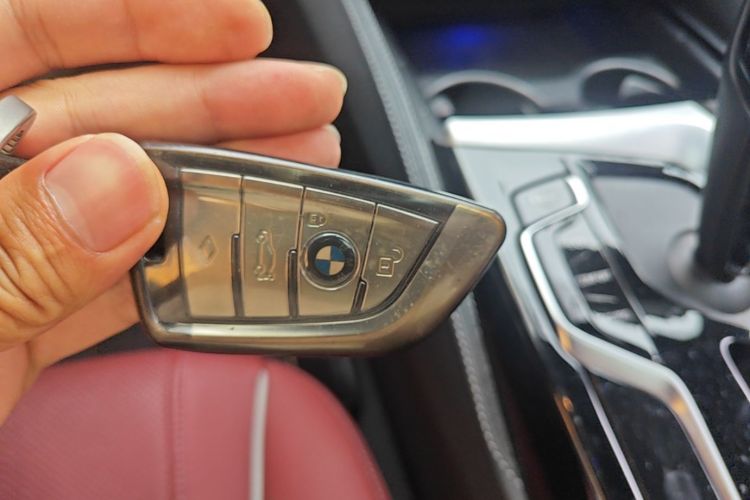 Used BMW 5 Series 2022 Second Facelift 525Li M Sport Package Interior 1