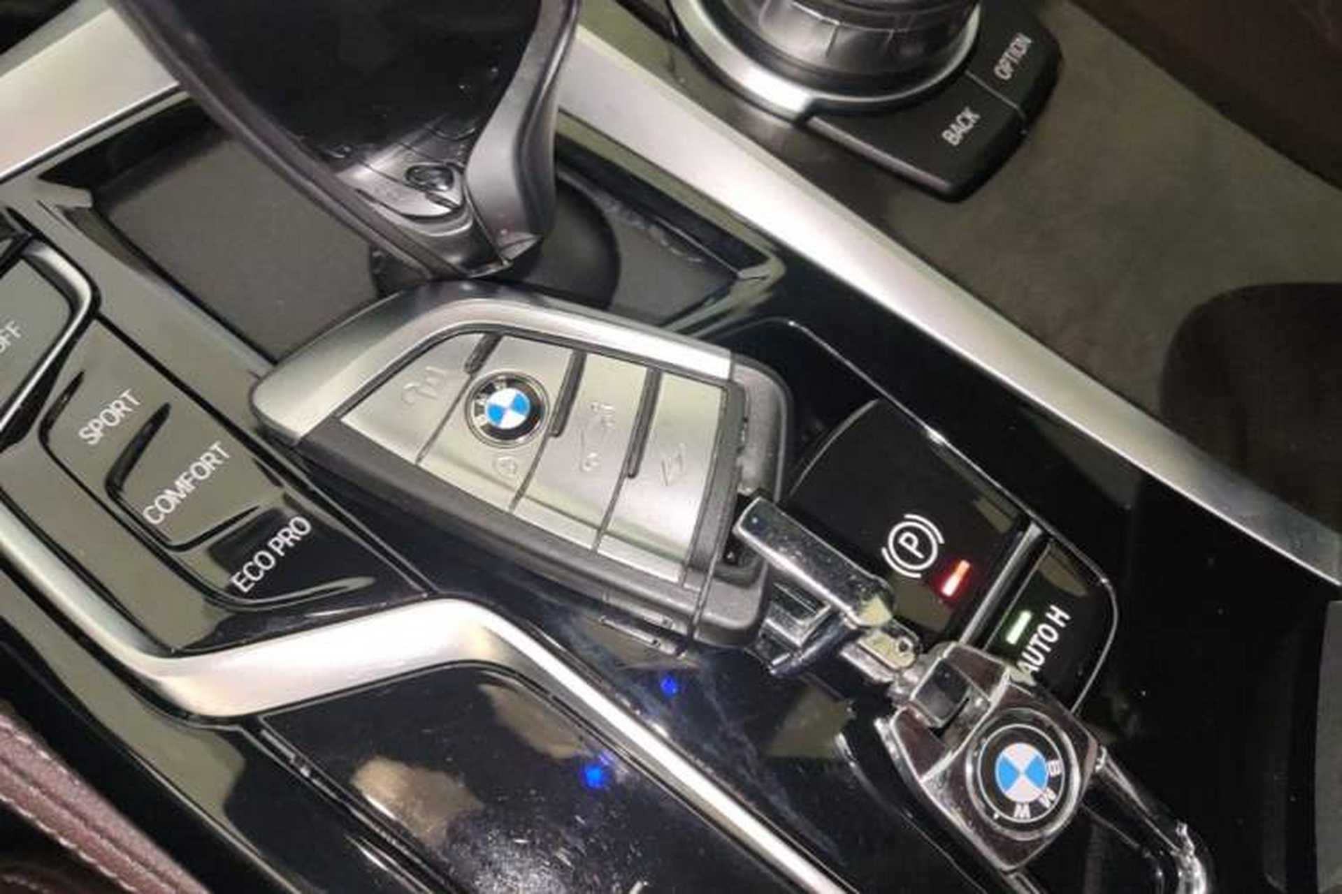 Used BMW 5 Series 2022 Restyled 525Li M Sport Package Interior 1