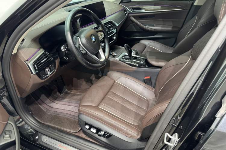 Used BMW 5 Series 2022 Second Facelift 530Li Luxury Edition Premium Package Interior 1
