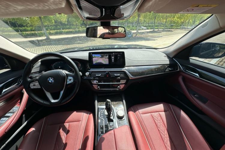 Used BMW 5 Series 2022 Second Facelift 525Li Luxury Package Interior 1