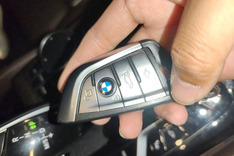 Used BMW 5 Series 2022 Updated 530Li Luxury Edition Premium Package Interior 1