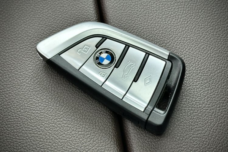 Used BMW 5 Series 2022 Updated 530Li Leading Edition Luxury Package Interior 1