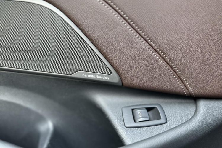 Used BMW 5 Series 2022 Updated 530Li Leading Edition Luxury Package Interior 10