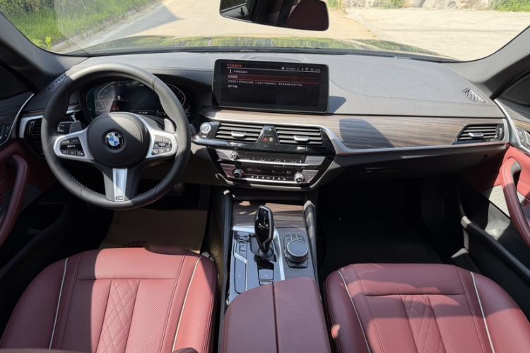 Used BMW 5 Series 2022 Restyled 530Li Leading Edition M Sport Package Interior 10