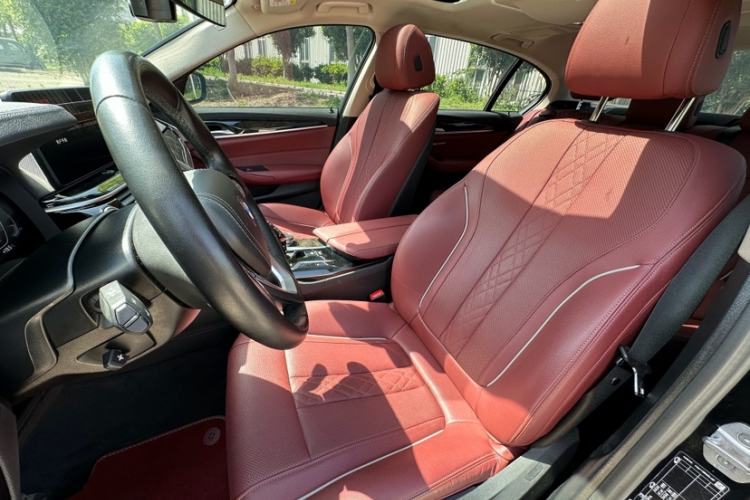 Used BMW 5 Series 2022 Second Facelift 525Li Luxury Package Interior 11