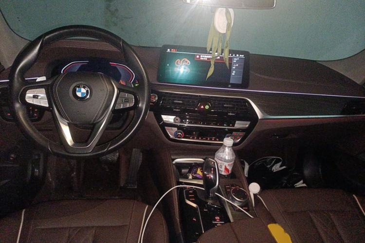 Used BMW 5 Series 2022 Updated 530Li Leading Edition Luxury Package Interior 2