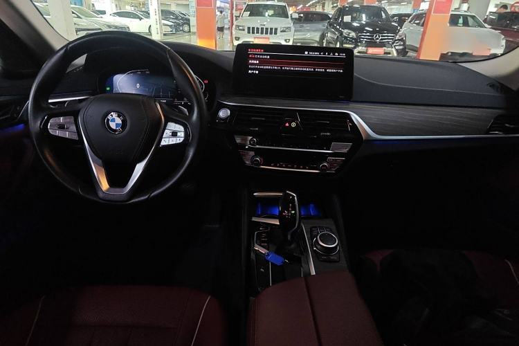 Used BMW 5 Series 2022 Updated 530Li Leading Edition Luxury Package Interior 2
