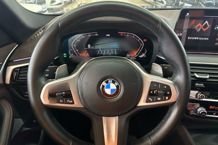 Used BMW 5 Series 2022 Restyled 530Li Leading Edition M Sport Package Interior 2