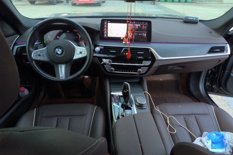 Used BMW 5 Series 2022 Second Facelift 530Li Leading Edition M Sport Package Interior 2