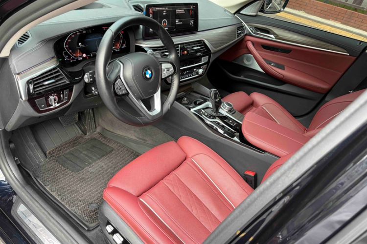 Used BMW 5 Series 2022 Second Facelift 530Li Executive Luxury Package Interior 3