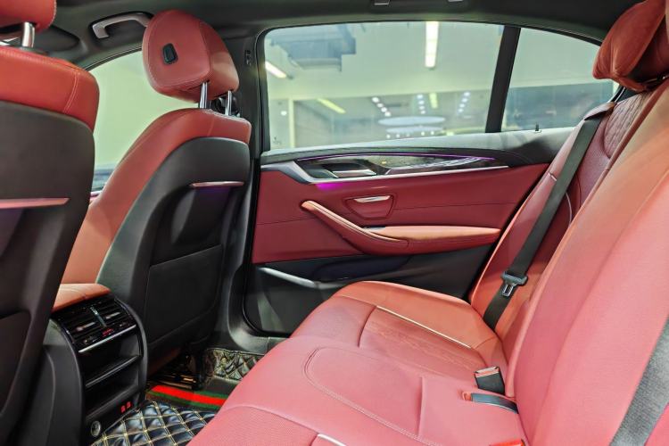 Used BMW 5 Series 2022 Second Facelift 525Li M Sport Package Interior 3