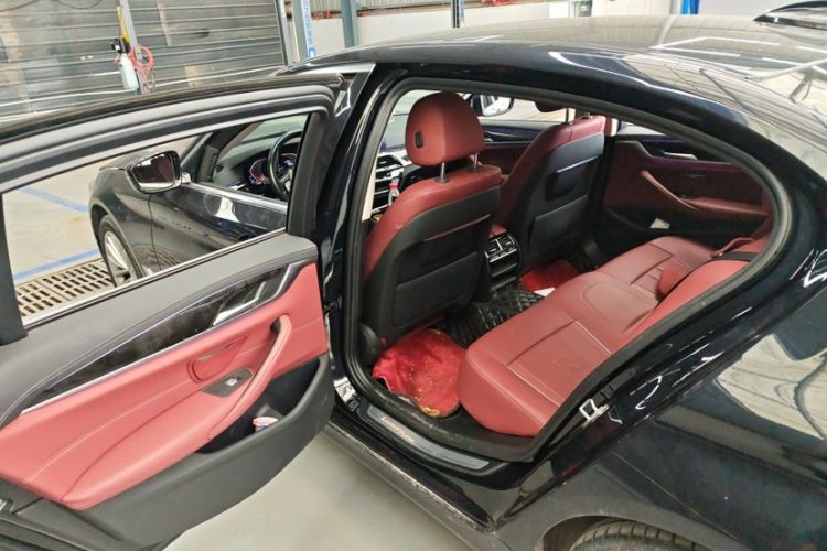 Used BMW 5 Series 2022 Second Facelift 525Li Luxury Package Interior 3