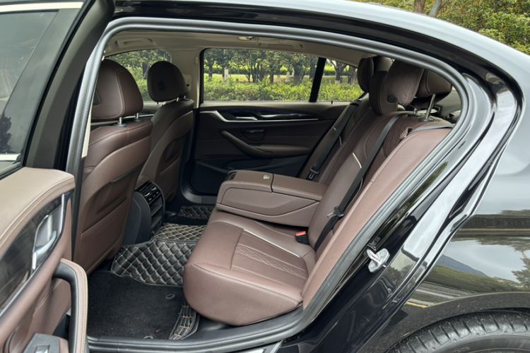 Used BMW 5 Series 2022 Second Facelift 525Li Luxury Package Interior 3