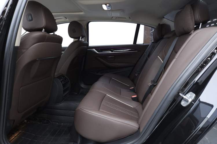 Used BMW 5 Series 2022 Second Facelift 525Li Luxury Package Interior 3