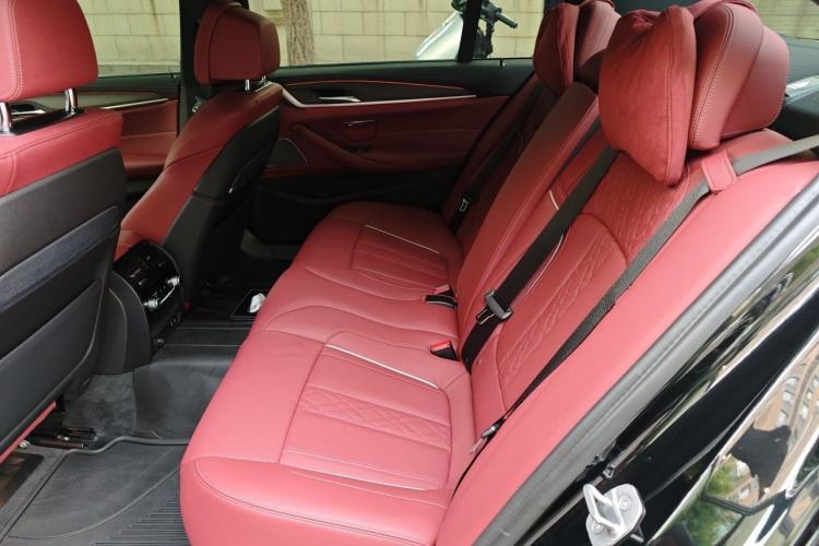 Used BMW 5 Series 2022 Second Facelift 530Li Luxury Version M Sport Package Interior 4