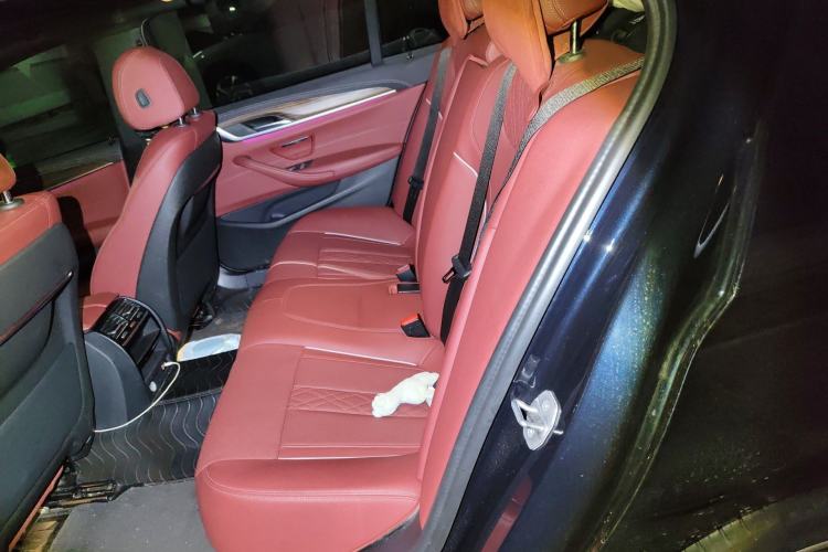 Used BMW 5 Series 2022 Restyled 530Li Leading Edition M Sport Package Interior 4