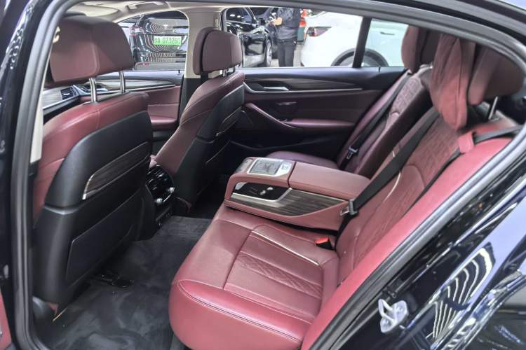 Used BMW 5 Series 2022 Second Facelift 530Li Luxury Edition Premium Package Interior 4