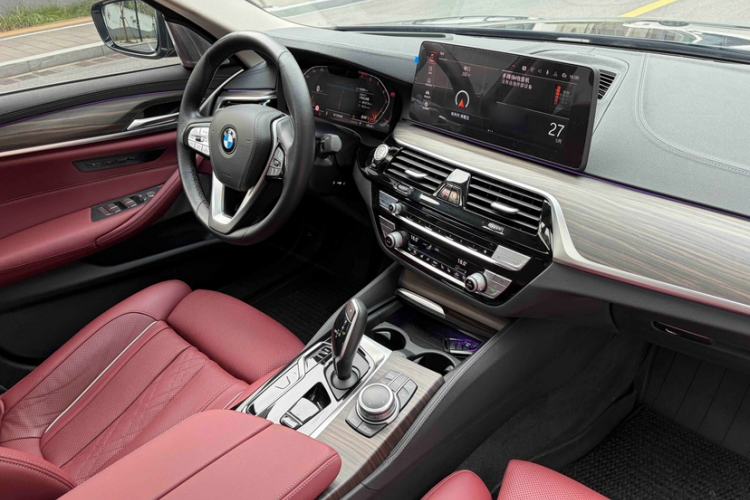 Used BMW 5 Series 2022 Second Facelift 530Li Executive Luxury Package Interior 5