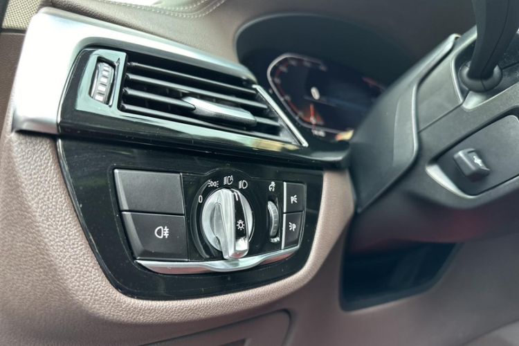 Used BMW 5 Series 2022 Updated 530Li Leading Edition Luxury Package Interior 5