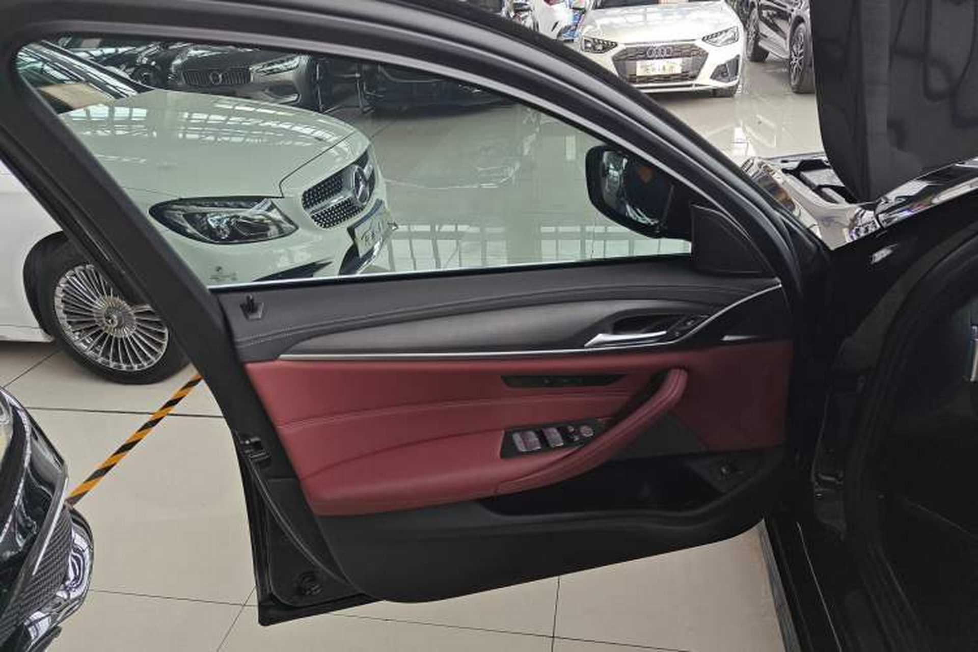 Used BMW 5 Series 2022 Second Facelift 530Li Leading Edition M Sport Package Interior 7