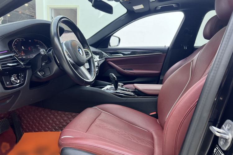 Used BMW 5 Series 2022 530Li Leading Model M Sport Package Interior 7