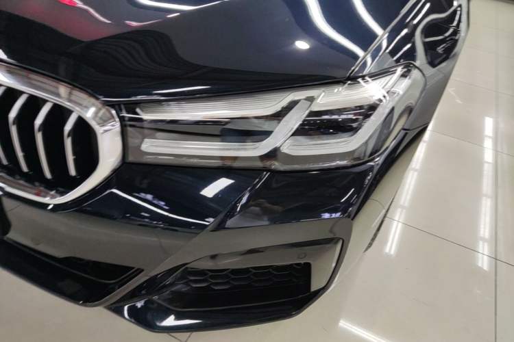 Used BMW 5 Series 2022 Second Facelift 530Li Leading Edition M Sport Package Left Front Headlight