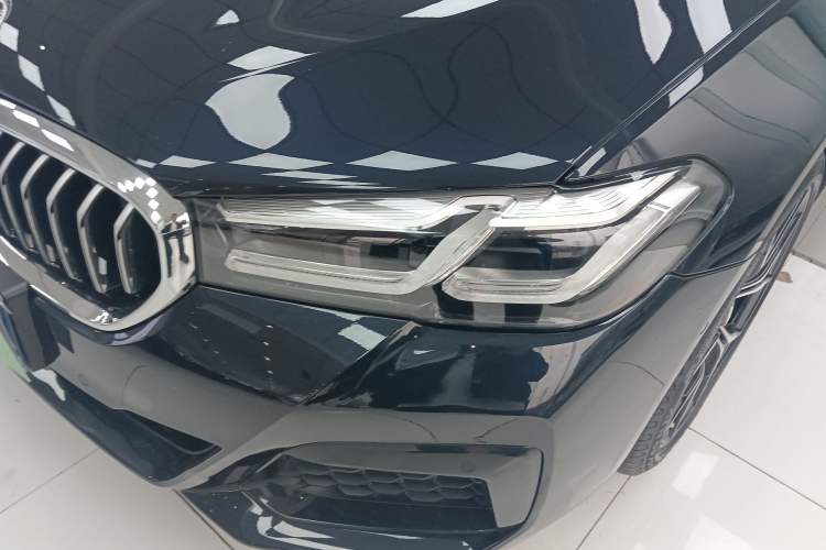 Used BMW 5 Series 2022 Revised Version 3 530Li Luxury Edition M Sport Package Left Front Headlight