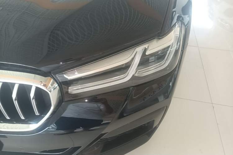 Used BMW 5 Series 2022 Second Facelift 530Li Leading Edition M Sport Package Left Front Headlight