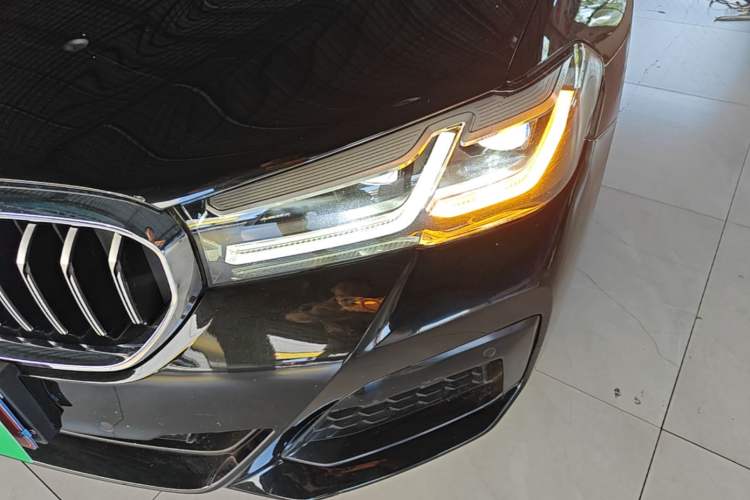 Used BMW 5 Series 2022 Restyled 530Li Leading Edition M Sport Package Left Front Headlight
